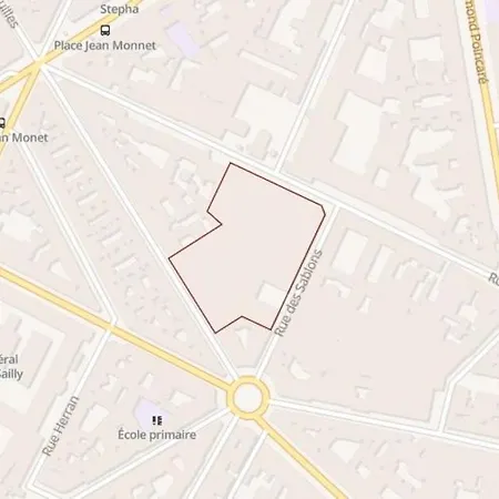 Pret A Usage & Commodat 14 Rue Des Sablons Metro Trocadero - 30 Nuitees Minimum - * パリ